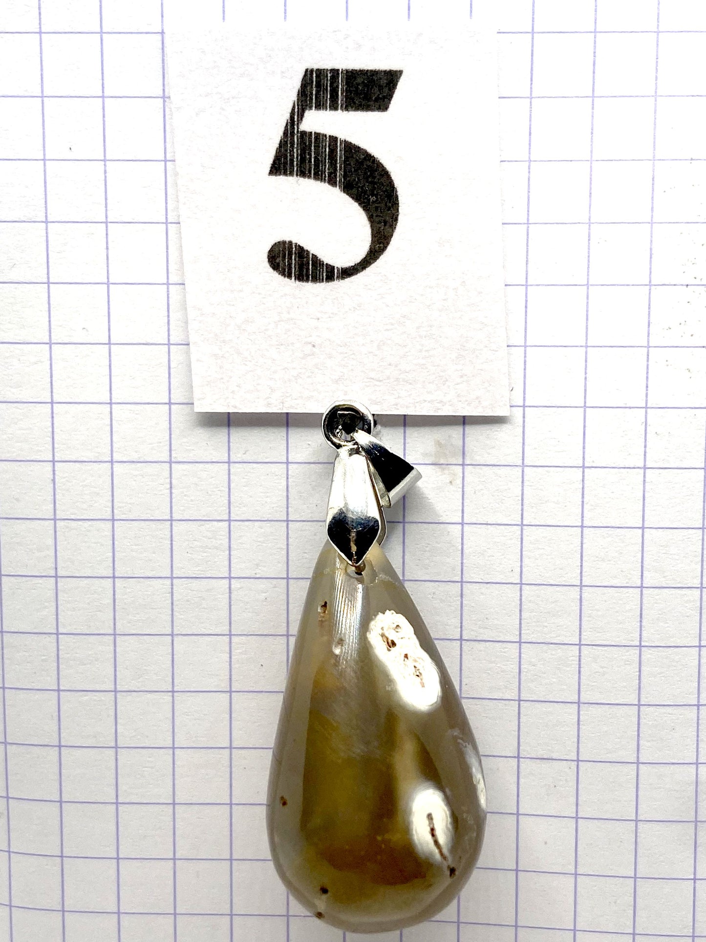 GOUTTE AGATE CALCEDOINE