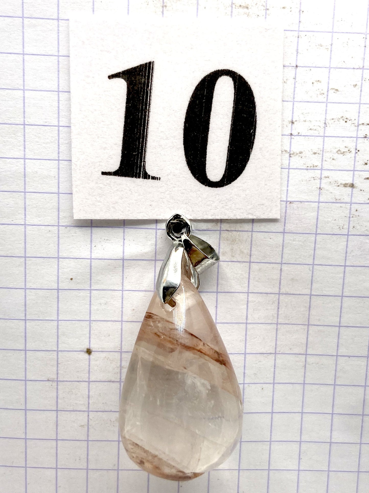 GOUTTE QUARTZ HEMATOIDE ROUGE