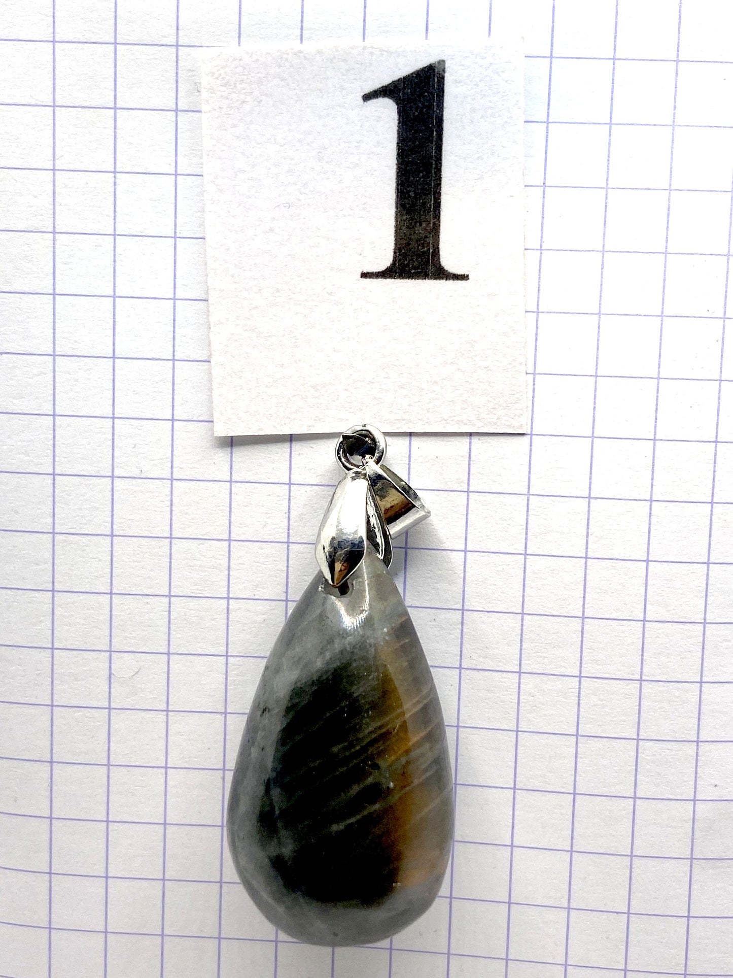 GOUTTE LABRADORITE VIOLETTE