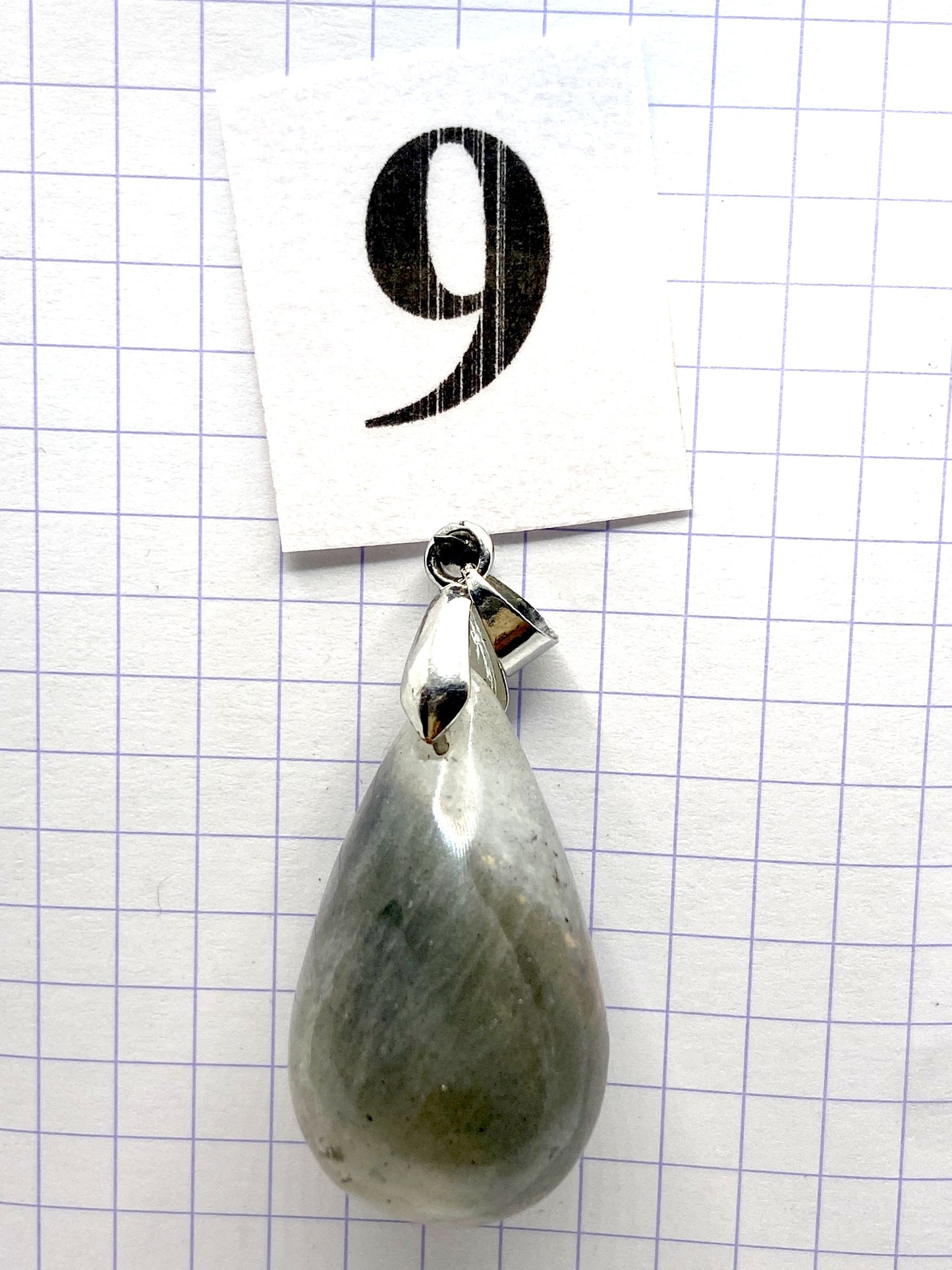 GOUTTE LABRADORITE VIOLETTE