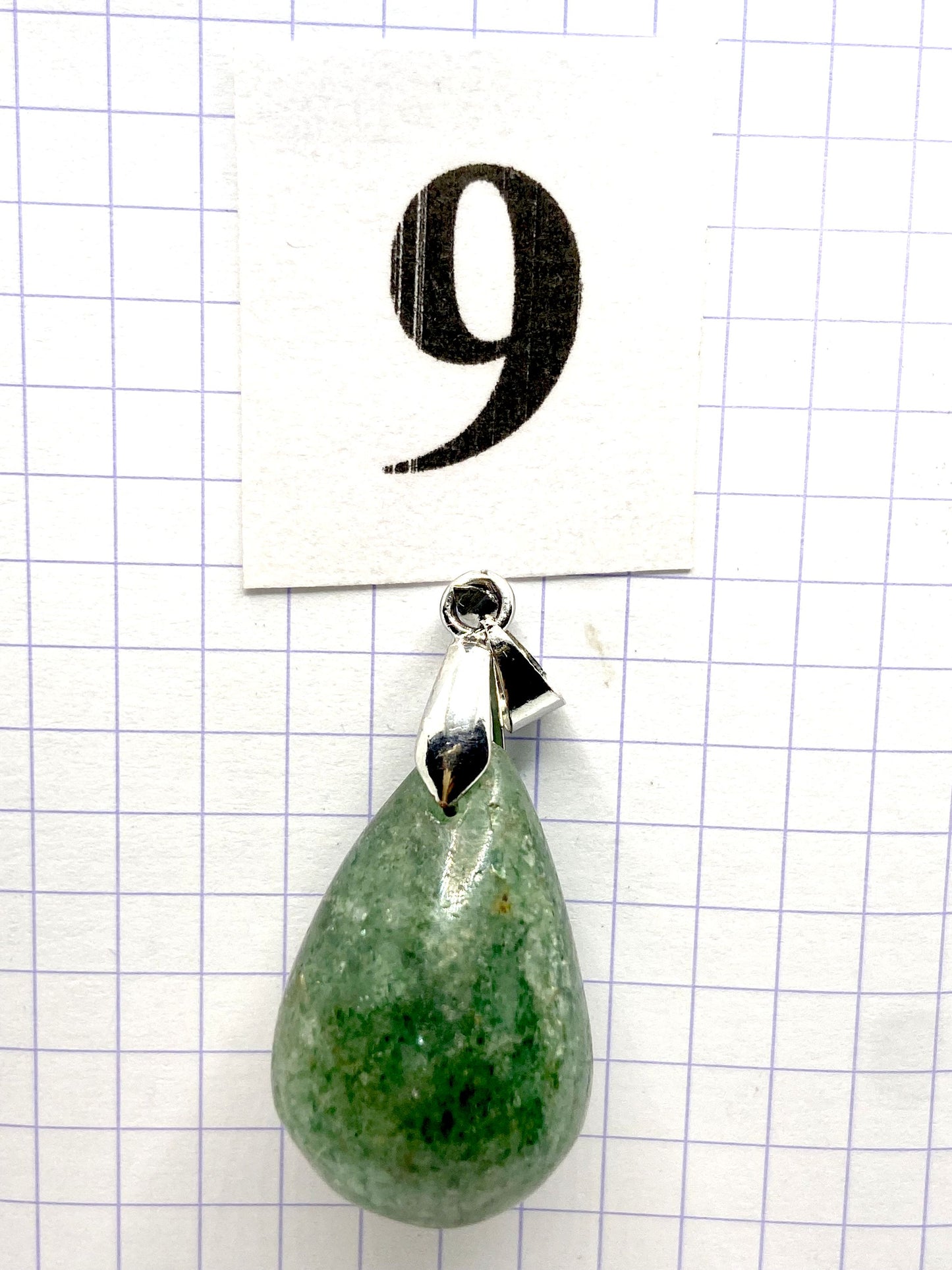 GOUTTE FUCHSITE