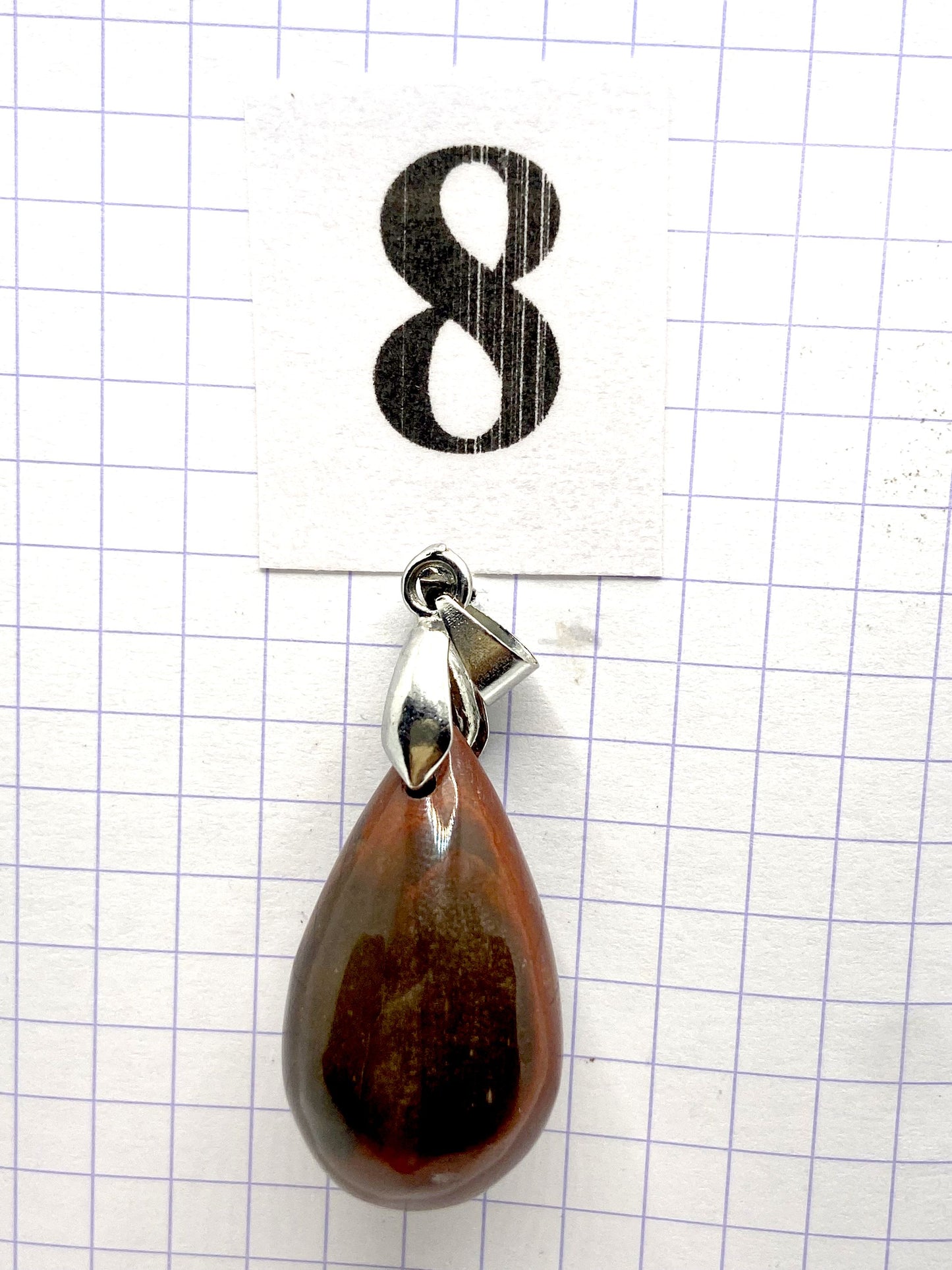 GOUTTE BOIS SILICIFIE