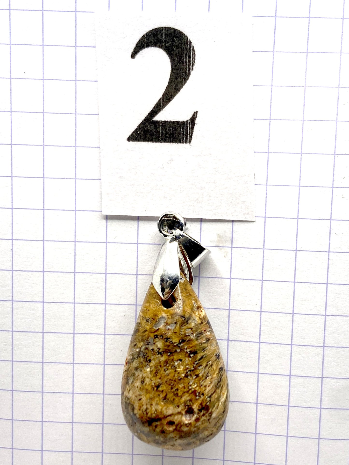 GOUTTE QUARTZ CHEVEUX