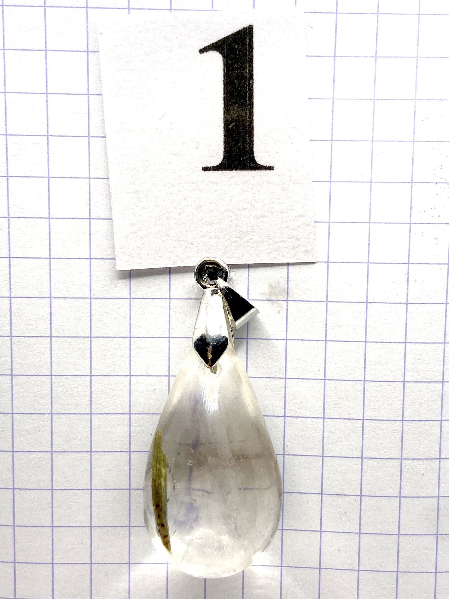 GOUTTE QUARTZ FANTOME