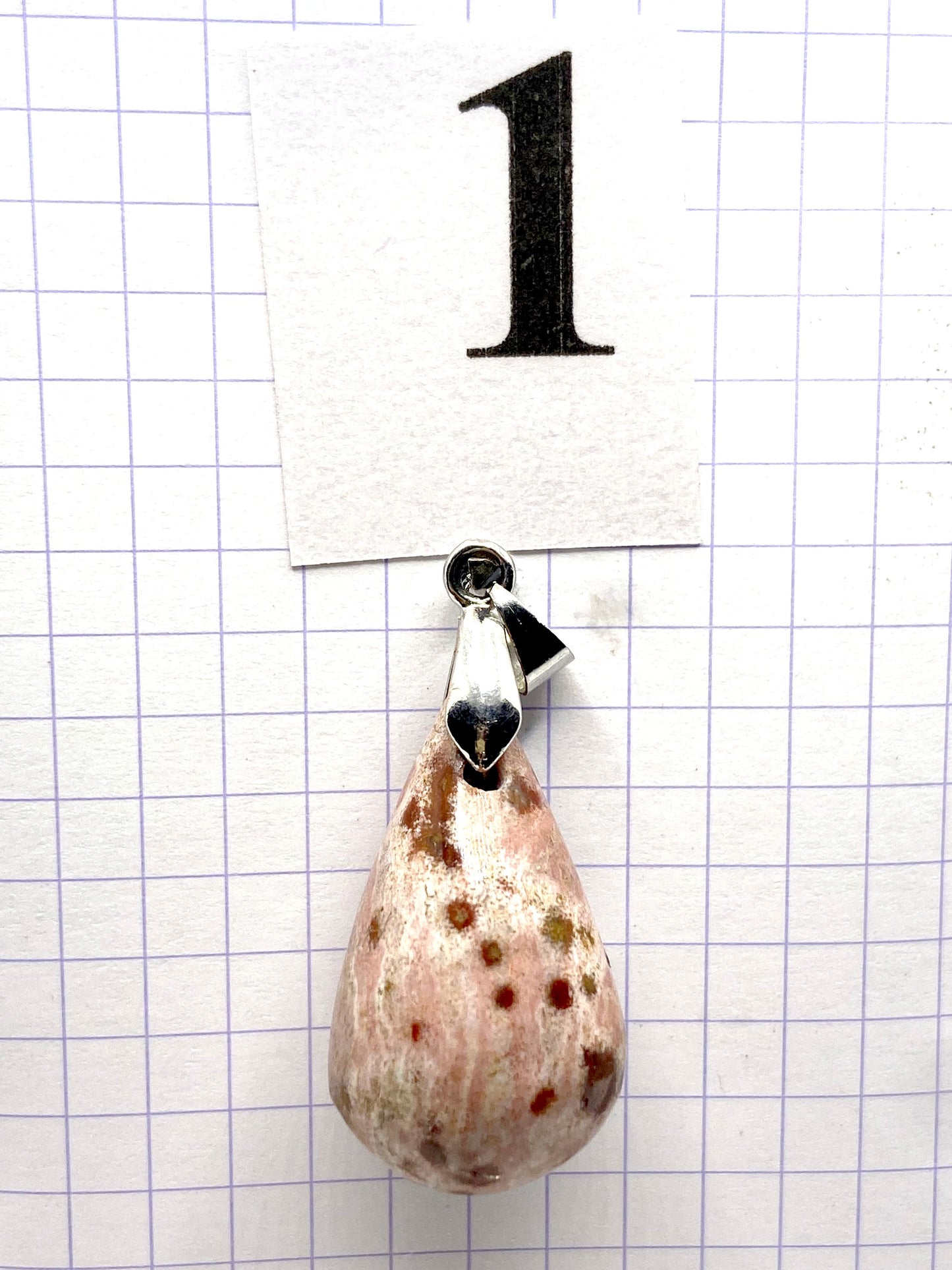 GOUTTE JASPE ORBICULAIRE