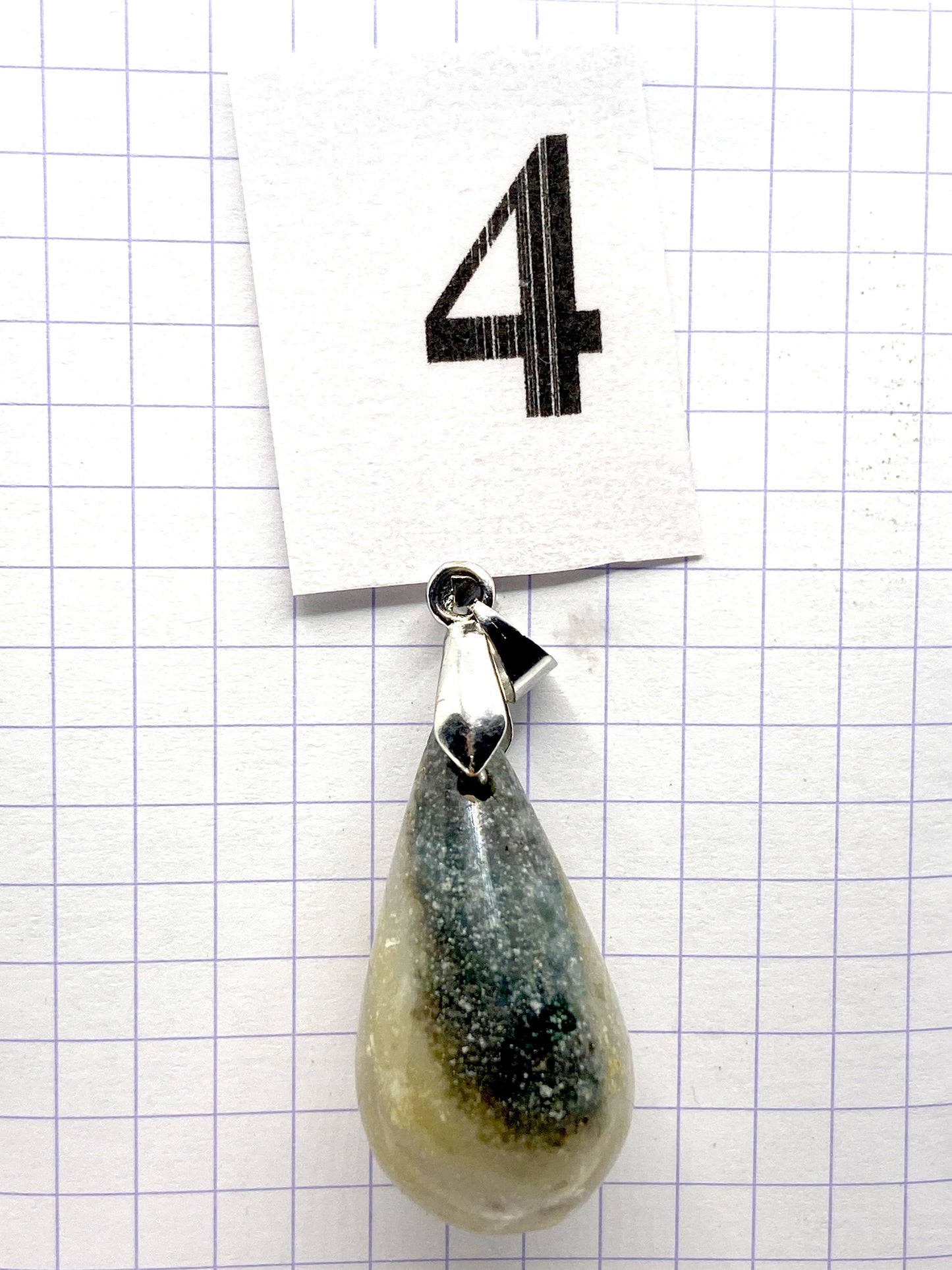 GOUTTE JASPE ORBICULAIRE