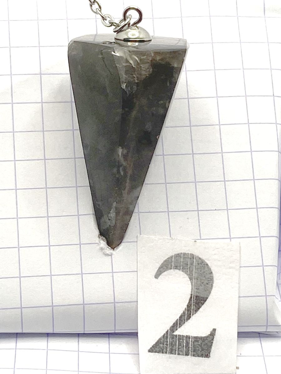 PENDULE PIERRE DE LUNE NOIRE