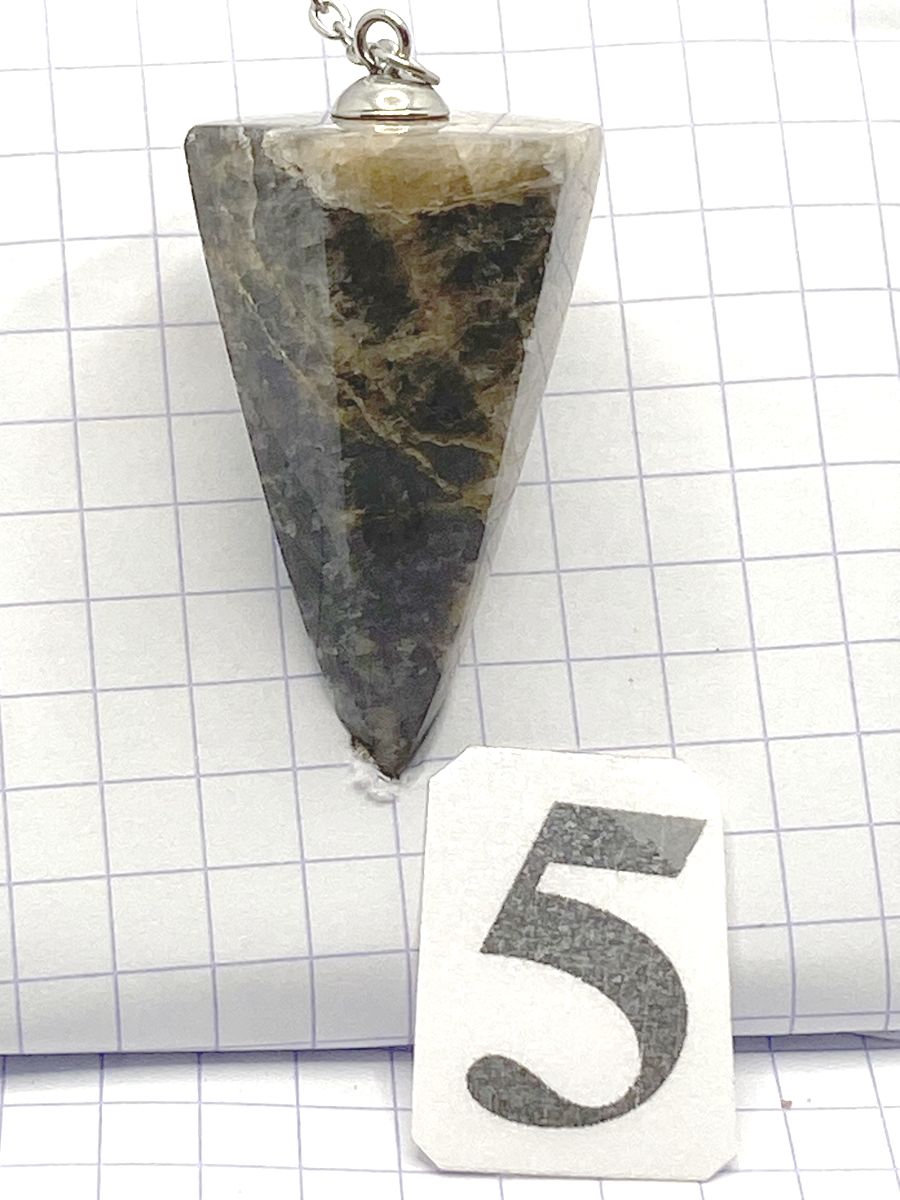 PENDULE PIERRE DE LUNE NOIRE