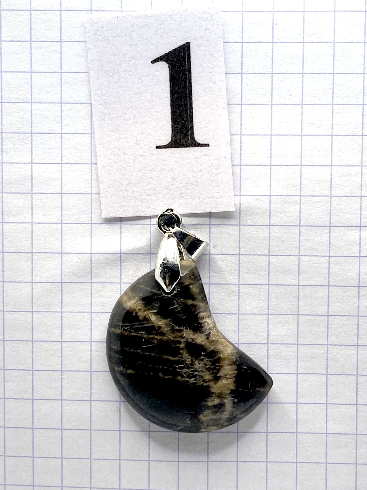 pendentif PIERRE DE LUNE NOIRE