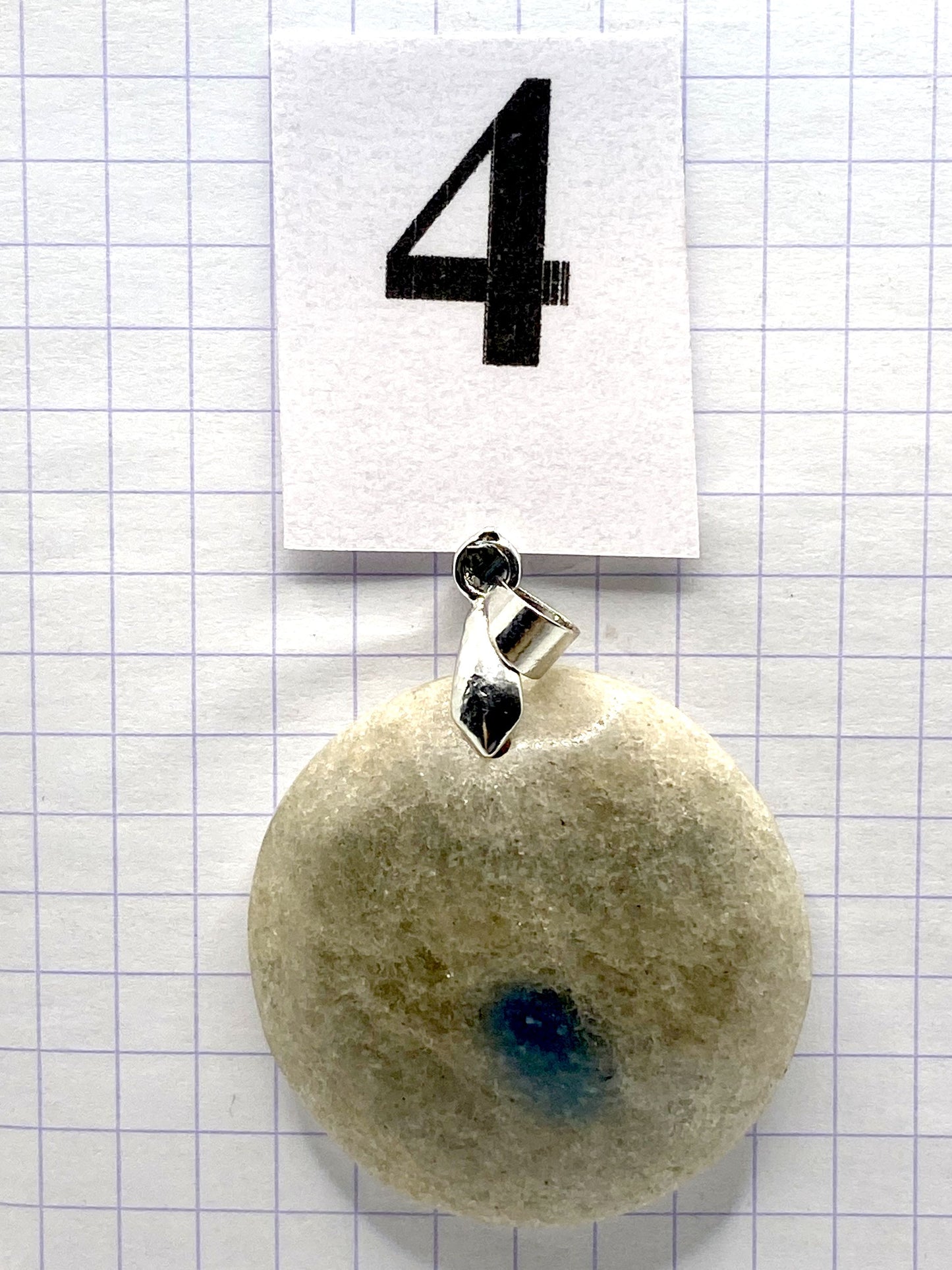 pendentif QUARTZ BLEU