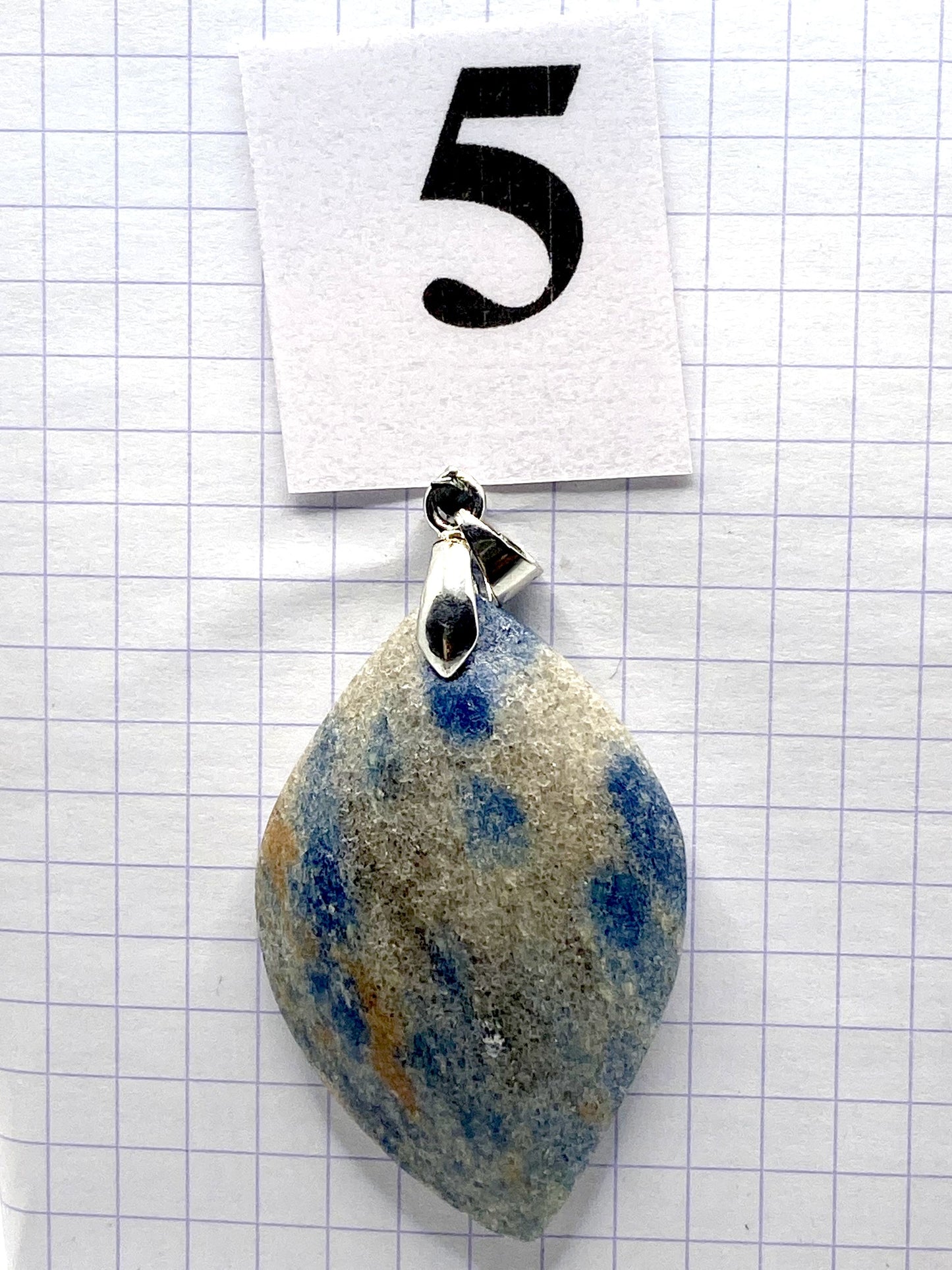pendentif QUARTZ BLEU