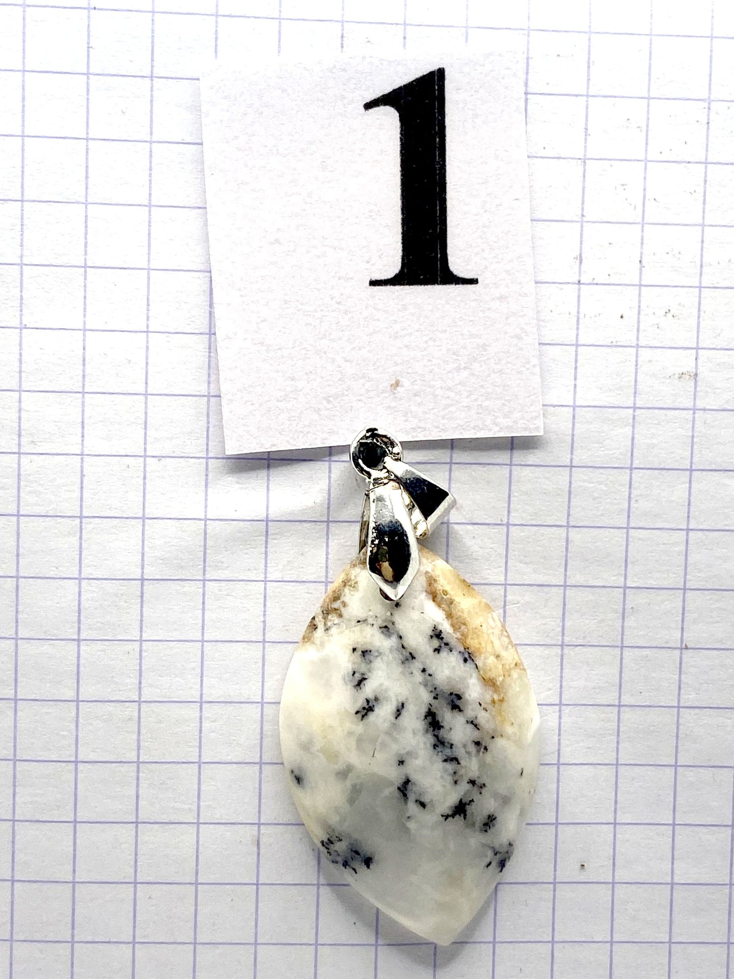 pendentif OPALE FOUGERE