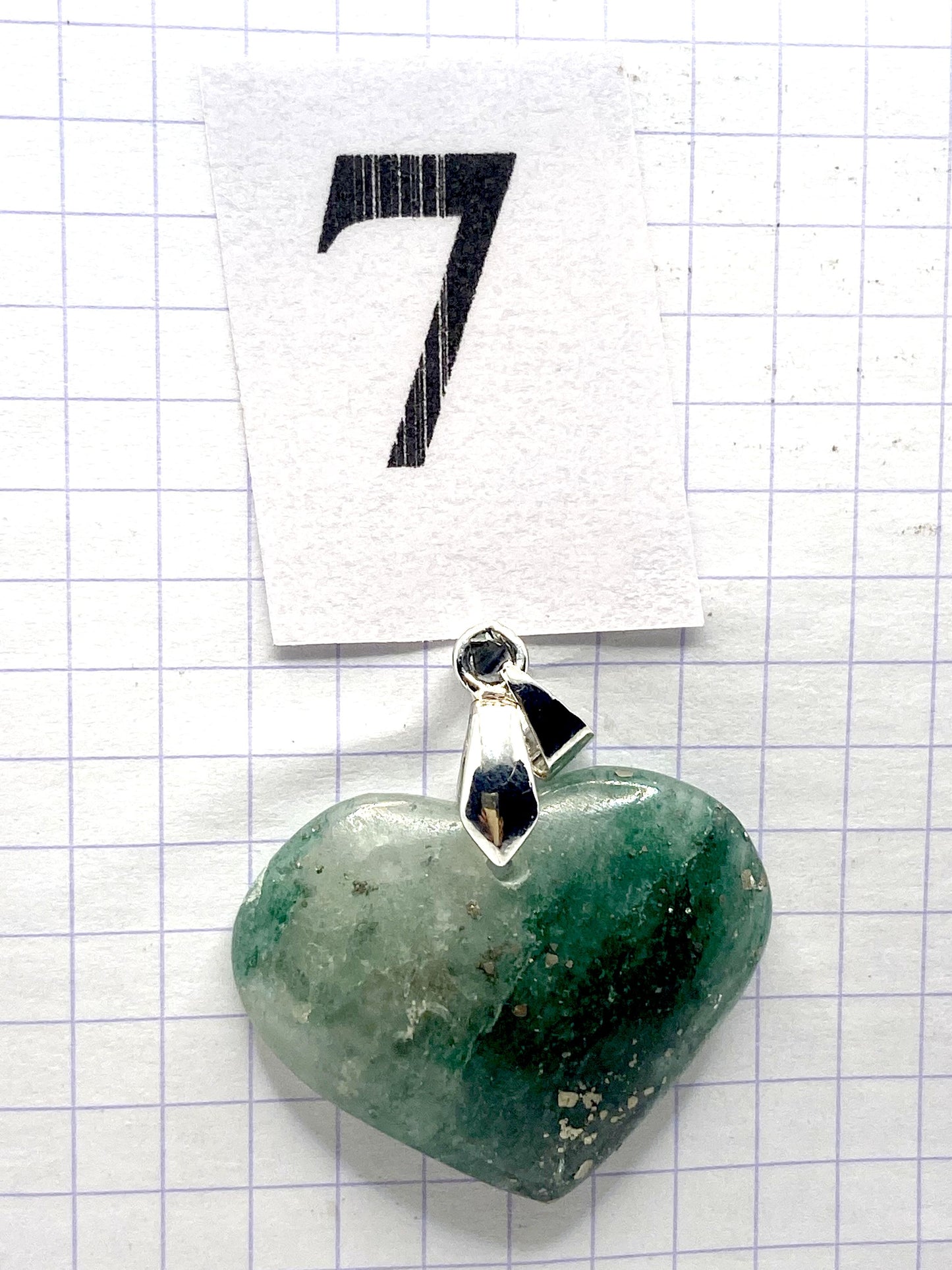 pendentif FUSCHITE