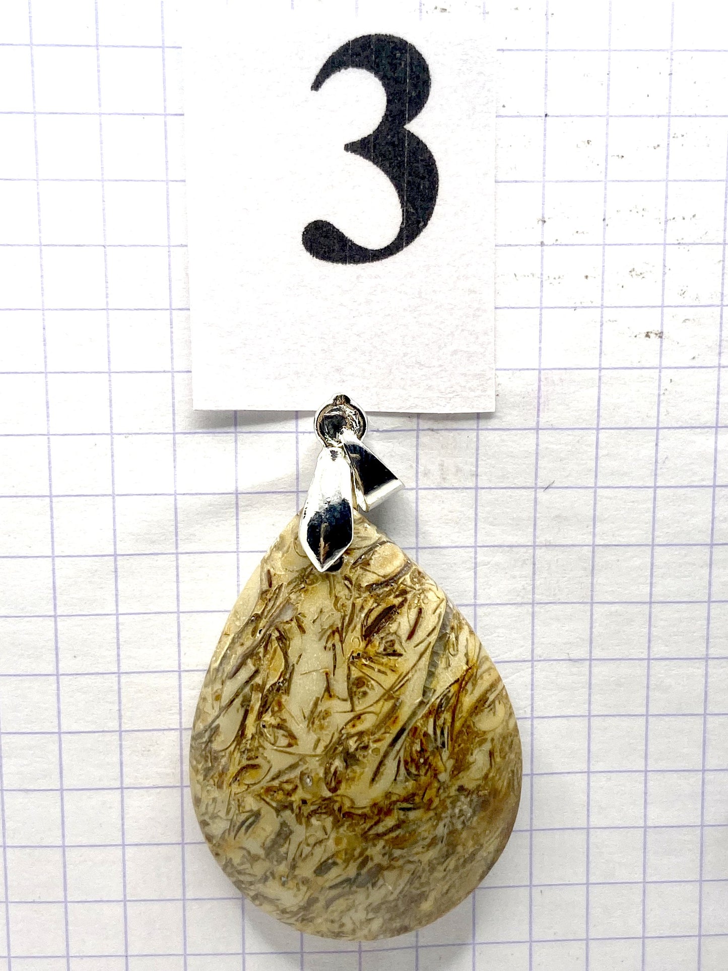 pendentif JASPE COQUILLE