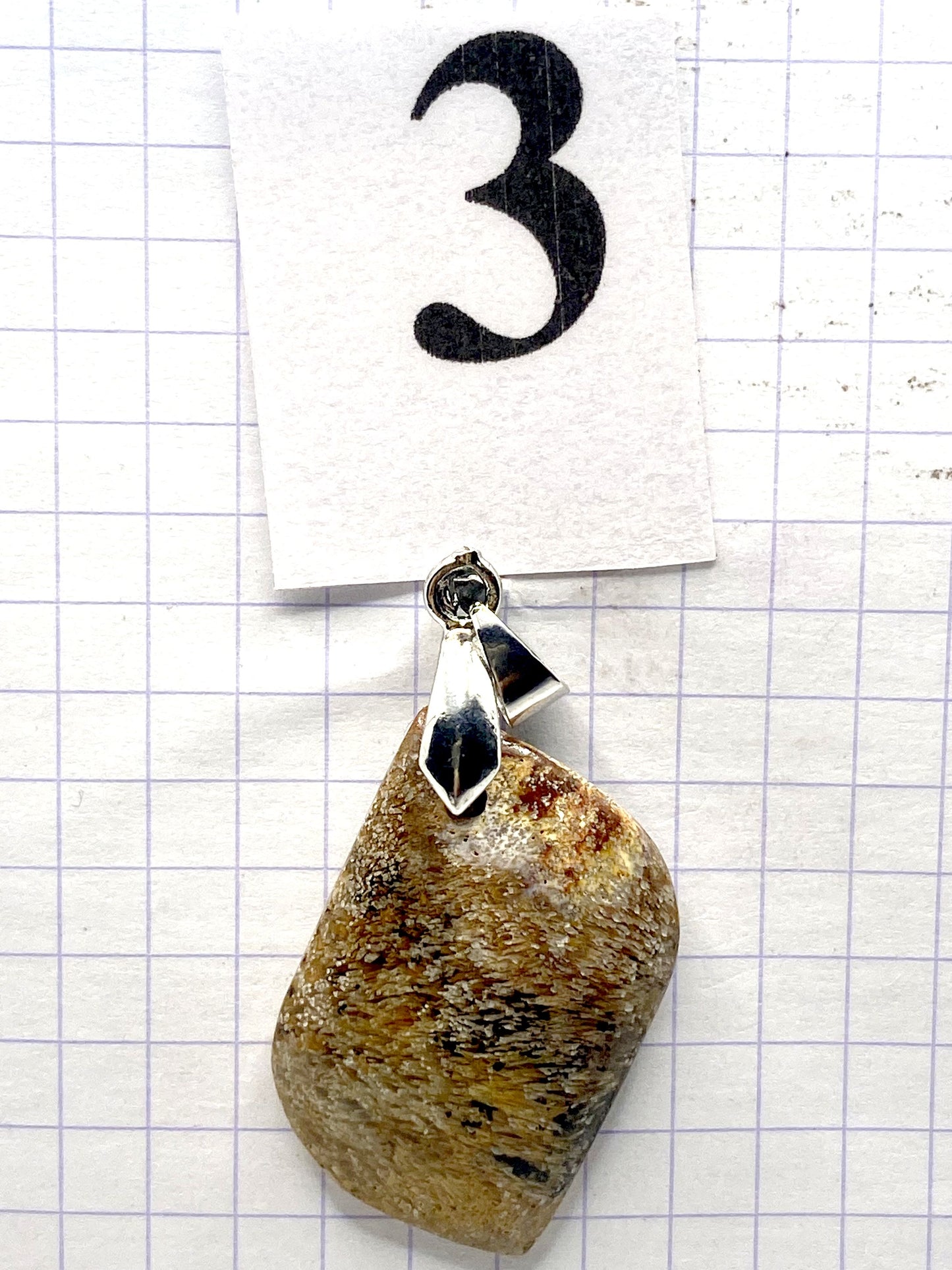 pendentif QUARTZ CHEVEUX