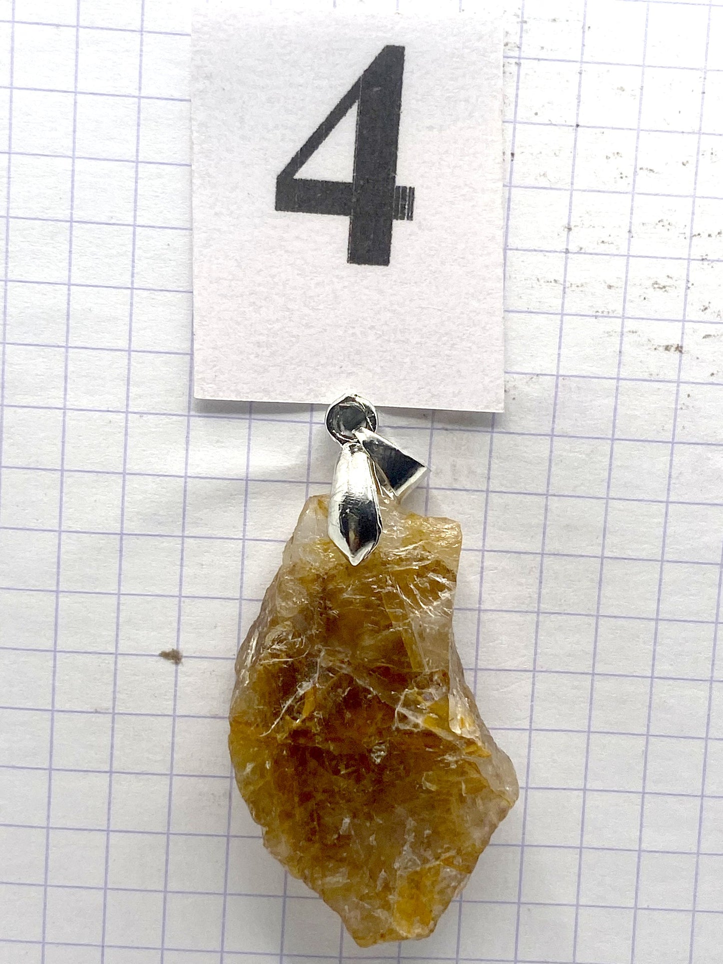 BRUTE QUARTZ HEMATOIDE JAUNE