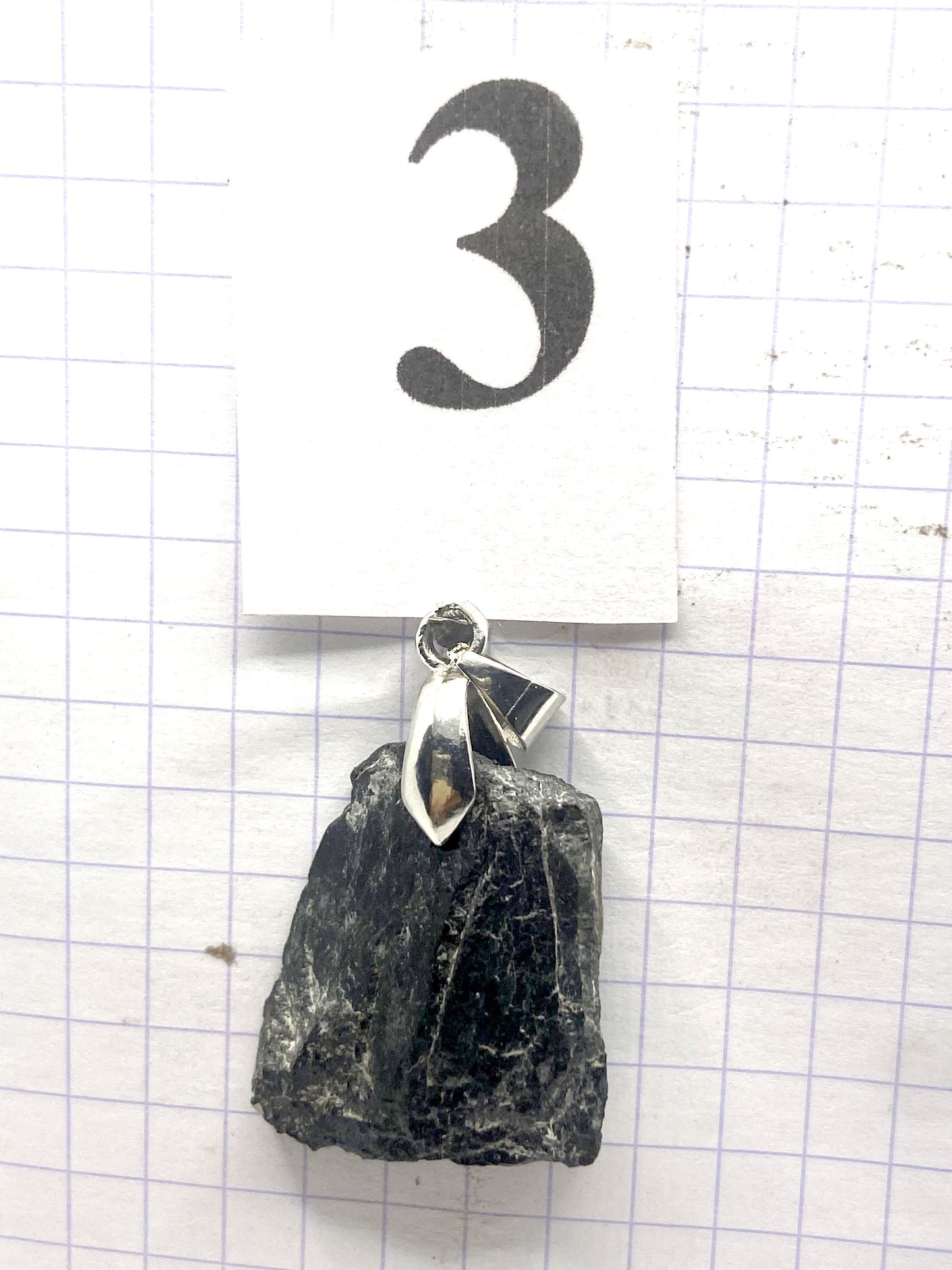 BRUTE TOURMALINE NOIRE