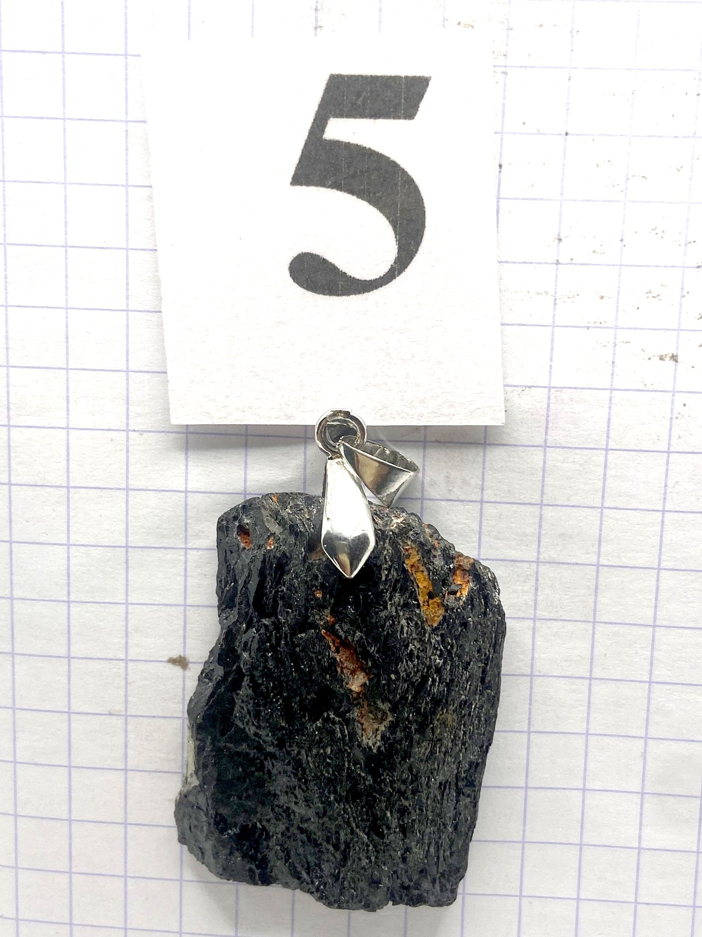 BRUTE TOURMALINE NOIRE