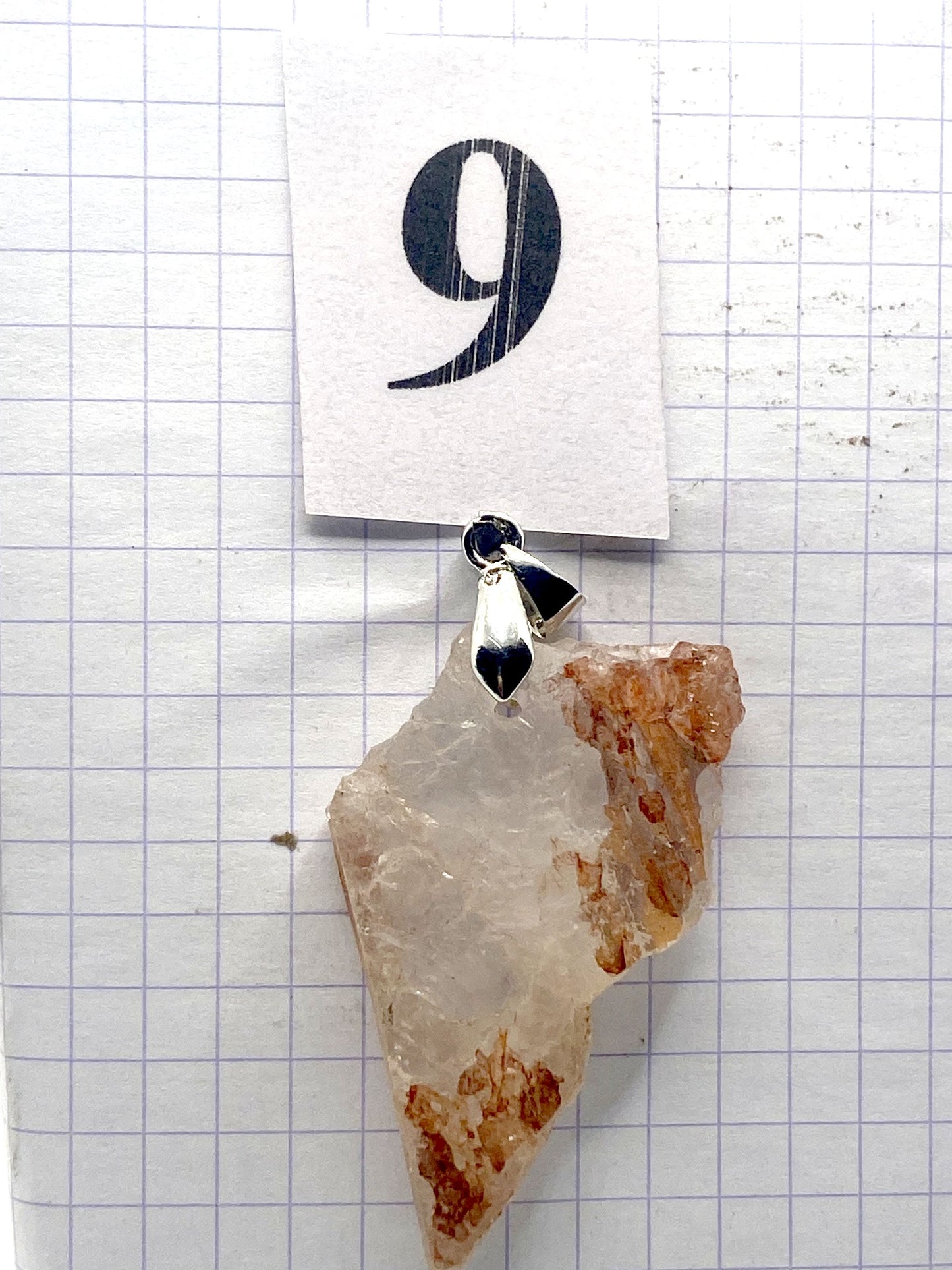 BRUTE QUARTZ HEMATOIDE ROUGE