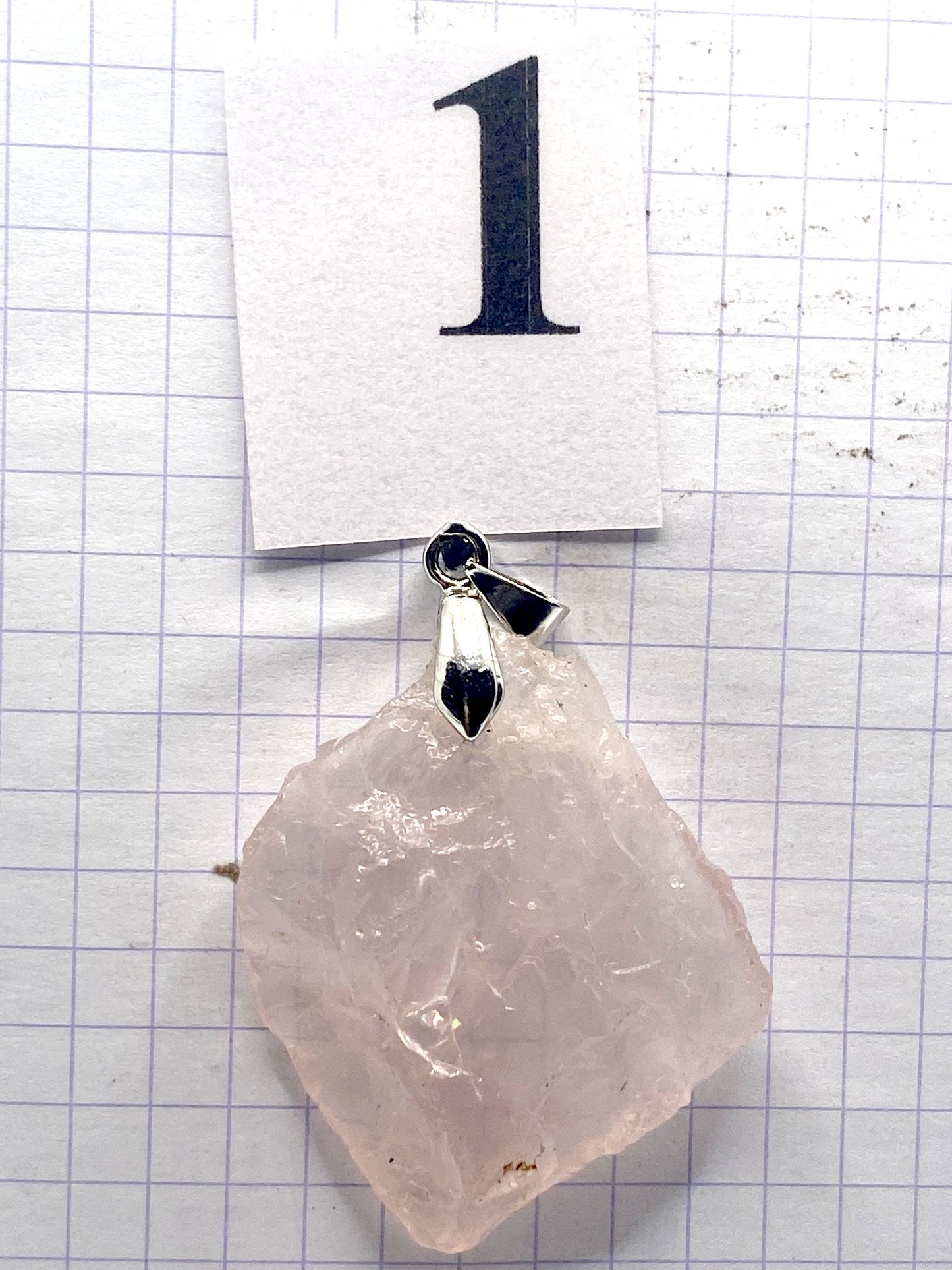 BRUTE QUARTZ ROSE