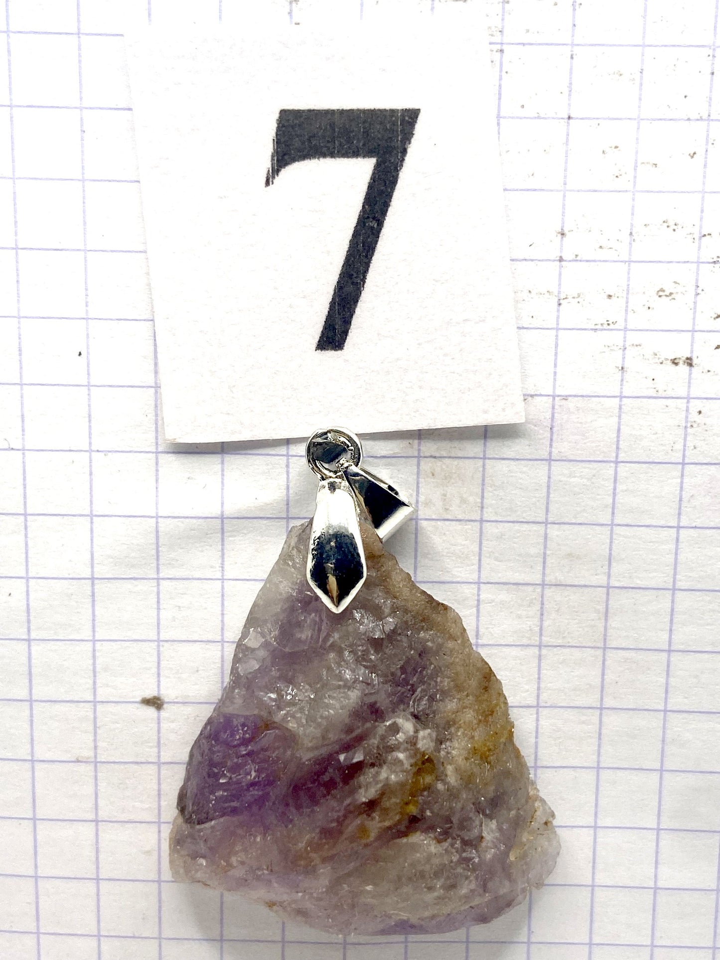 BRUTE AMETHYSTE