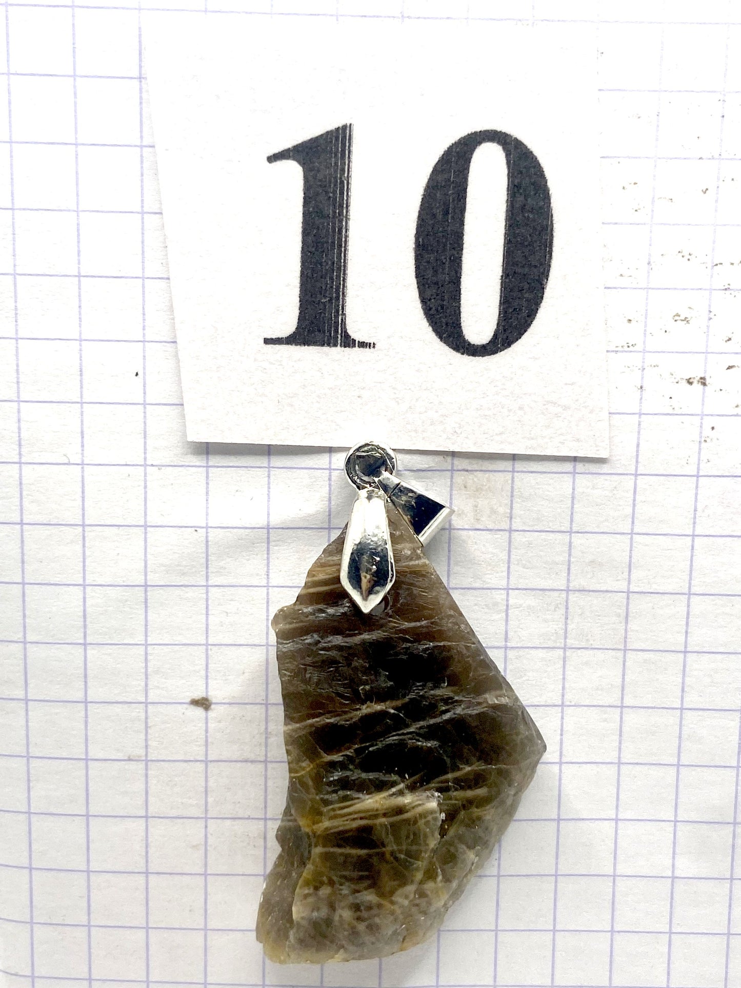 BRUTE PIERRE DE LUNE NOIRE