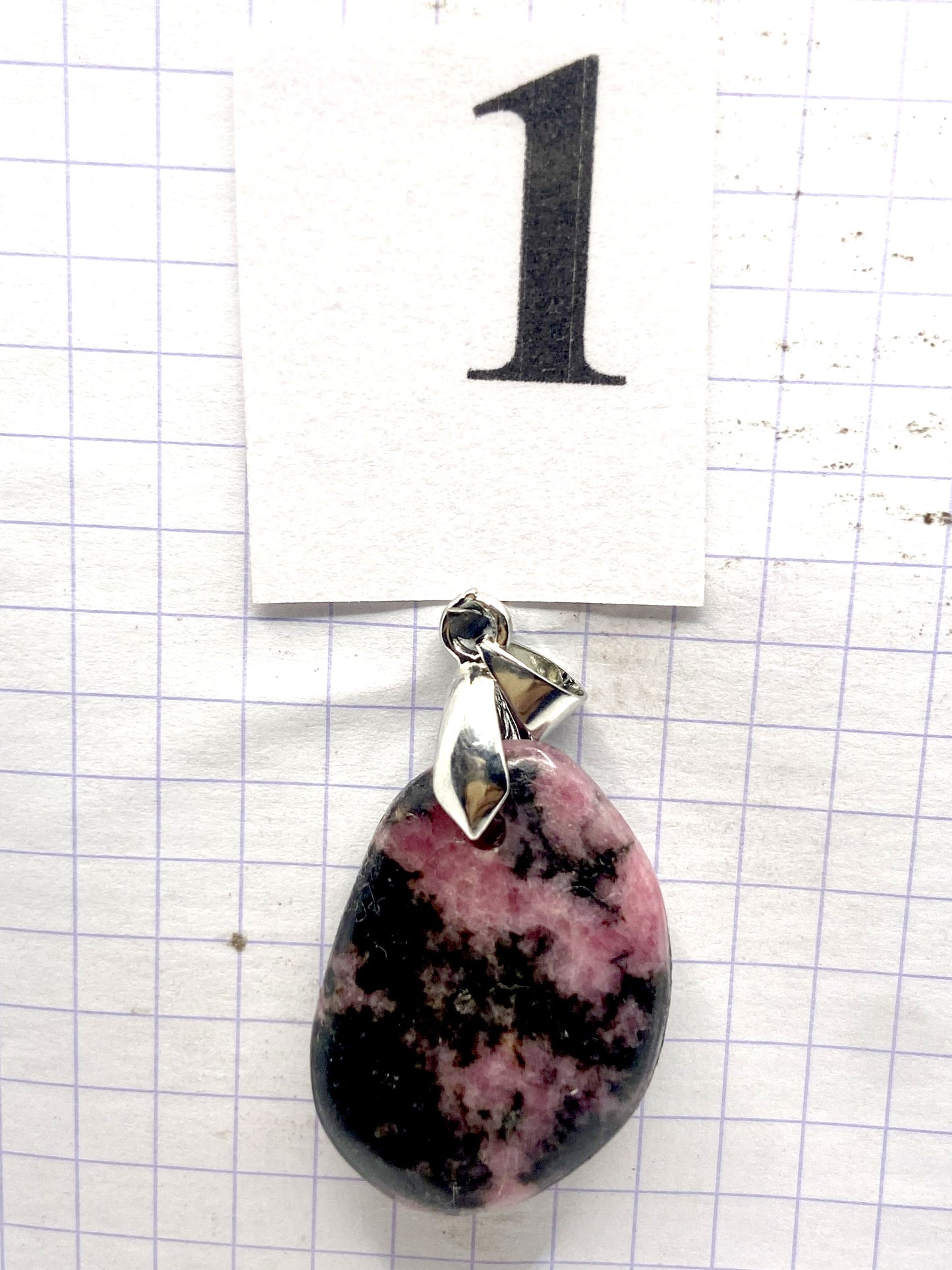 ROULEE RHODONITE