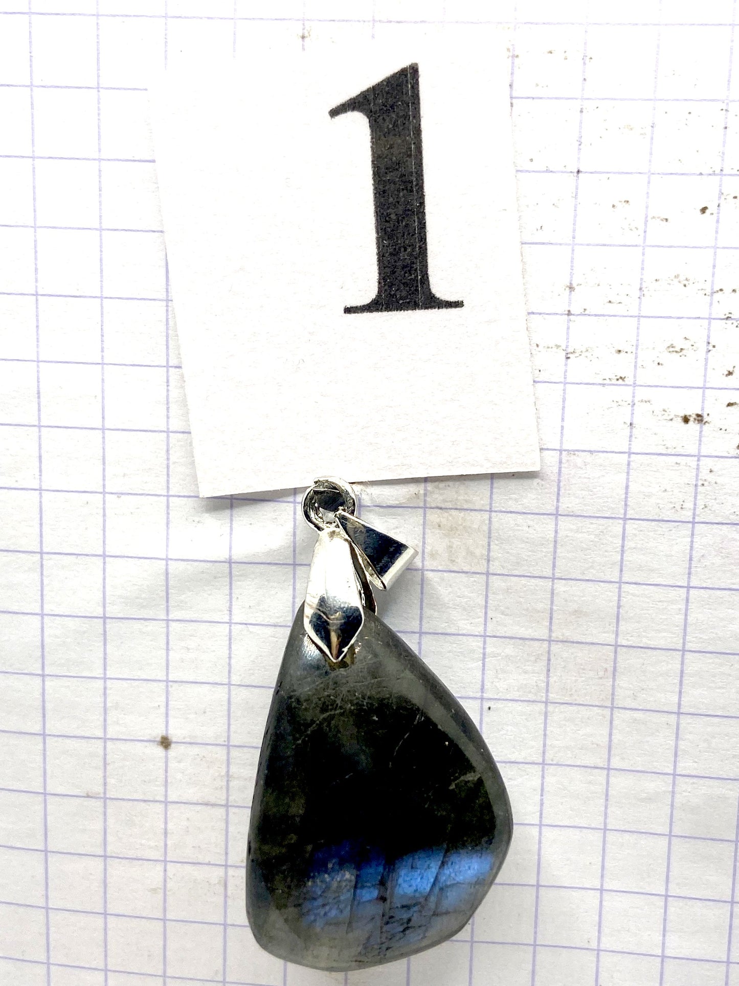 ROULEE LABRADORITE BLEUE