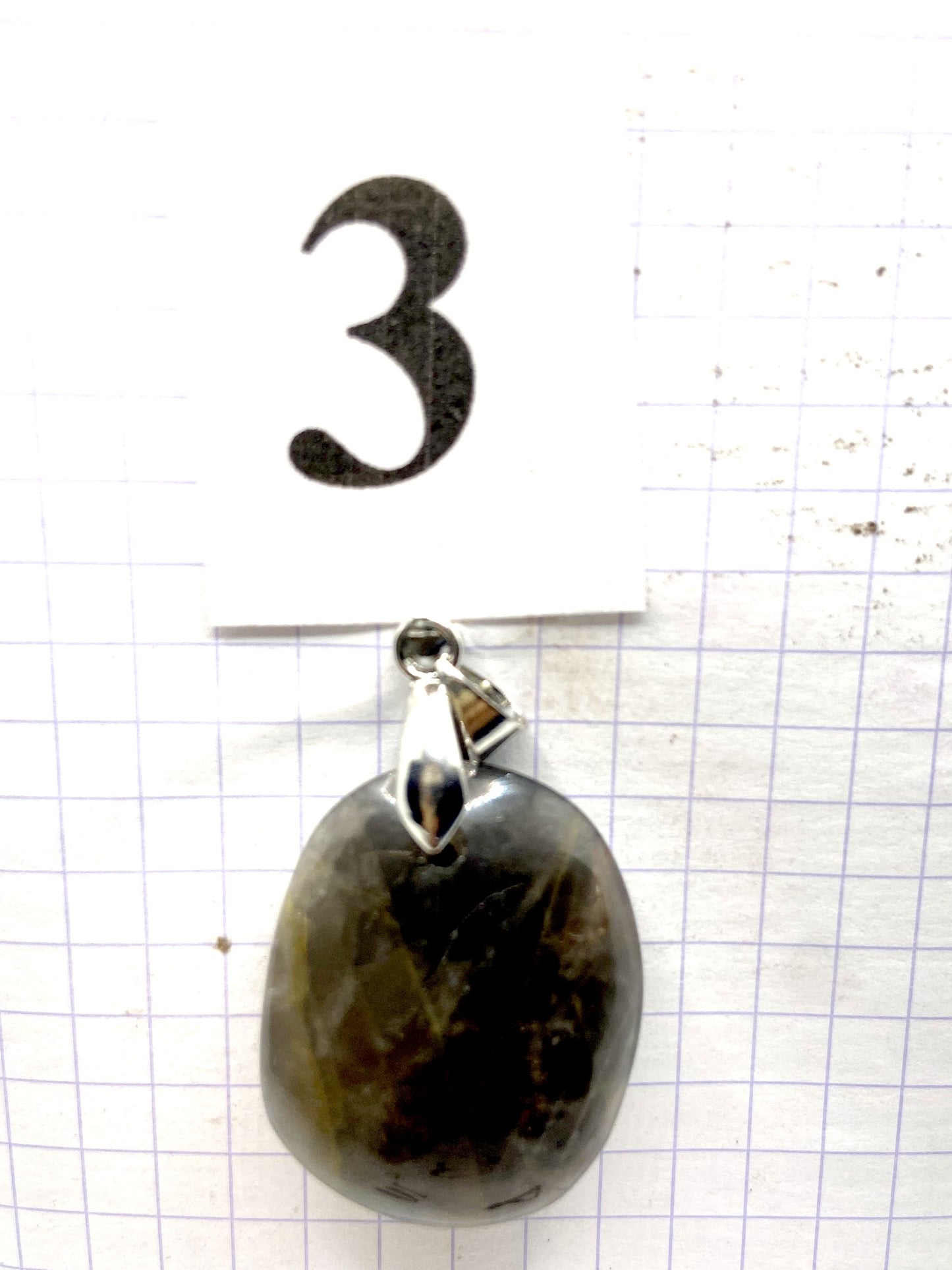 ROULEE PIERRE DE LUNE NOIRE