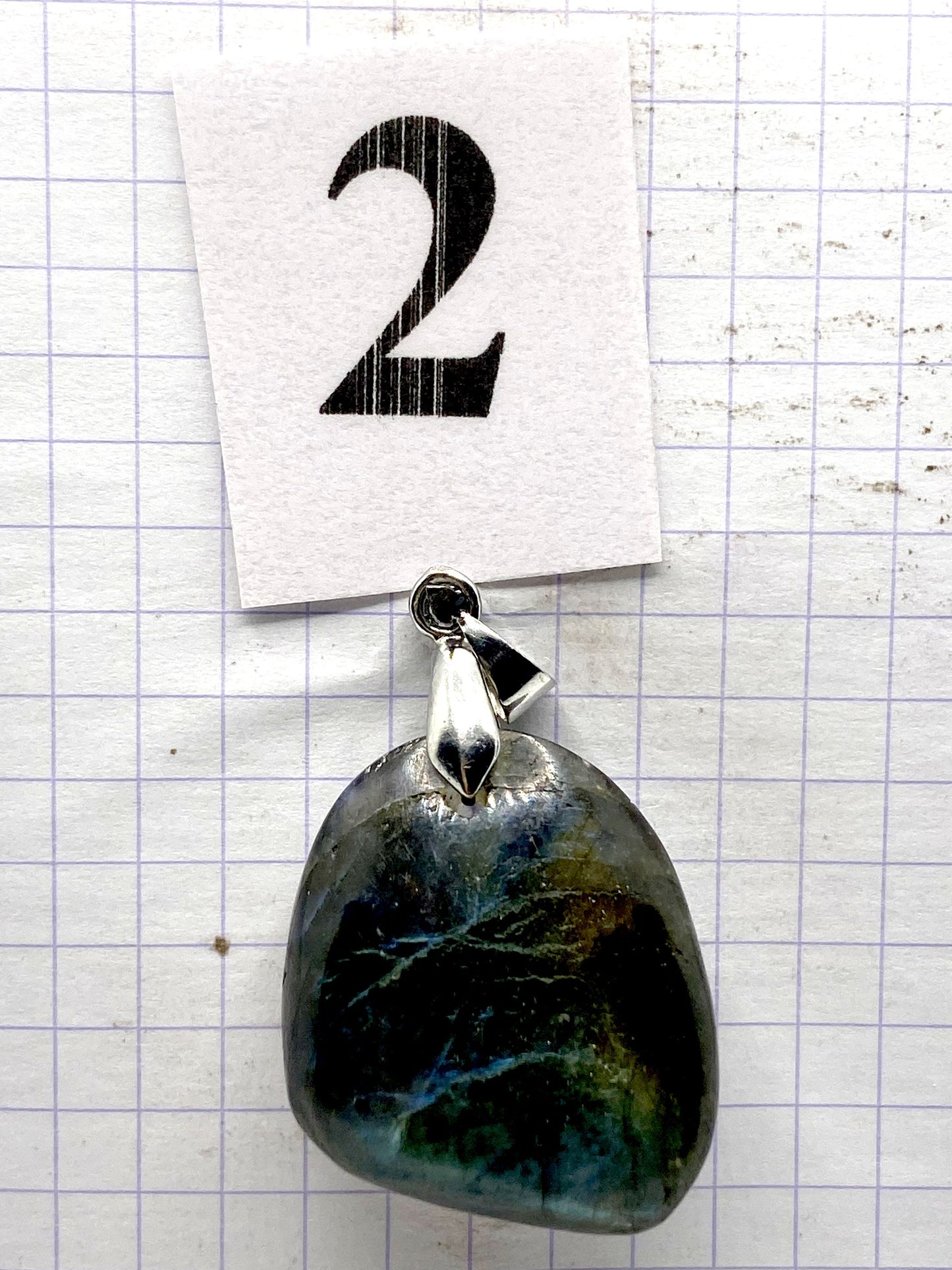 ROULEE LABRADORITE