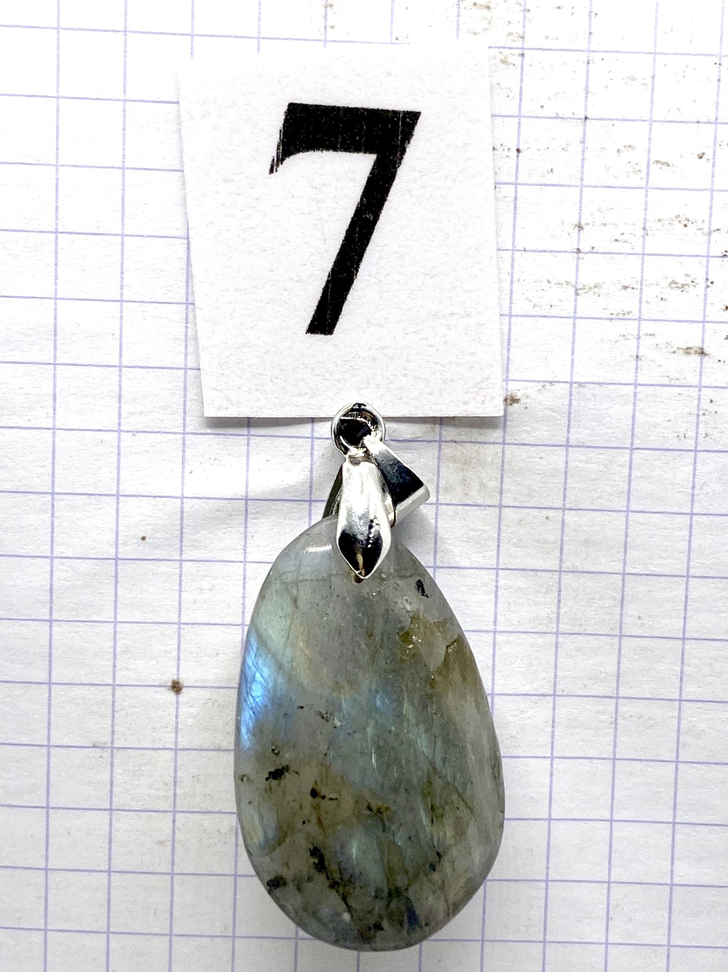 ROULEE LABRADORITE