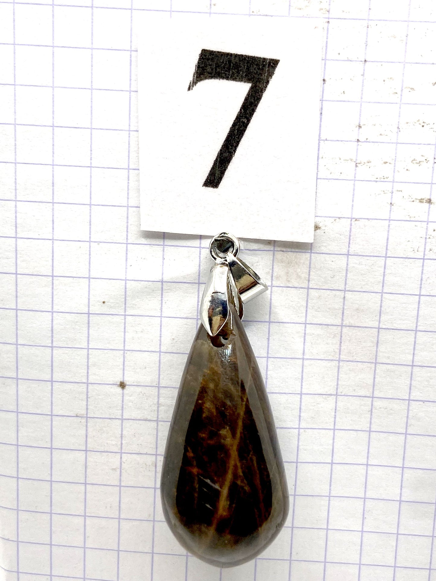 GOUTTE PIERRE DE LUNE NOIRE