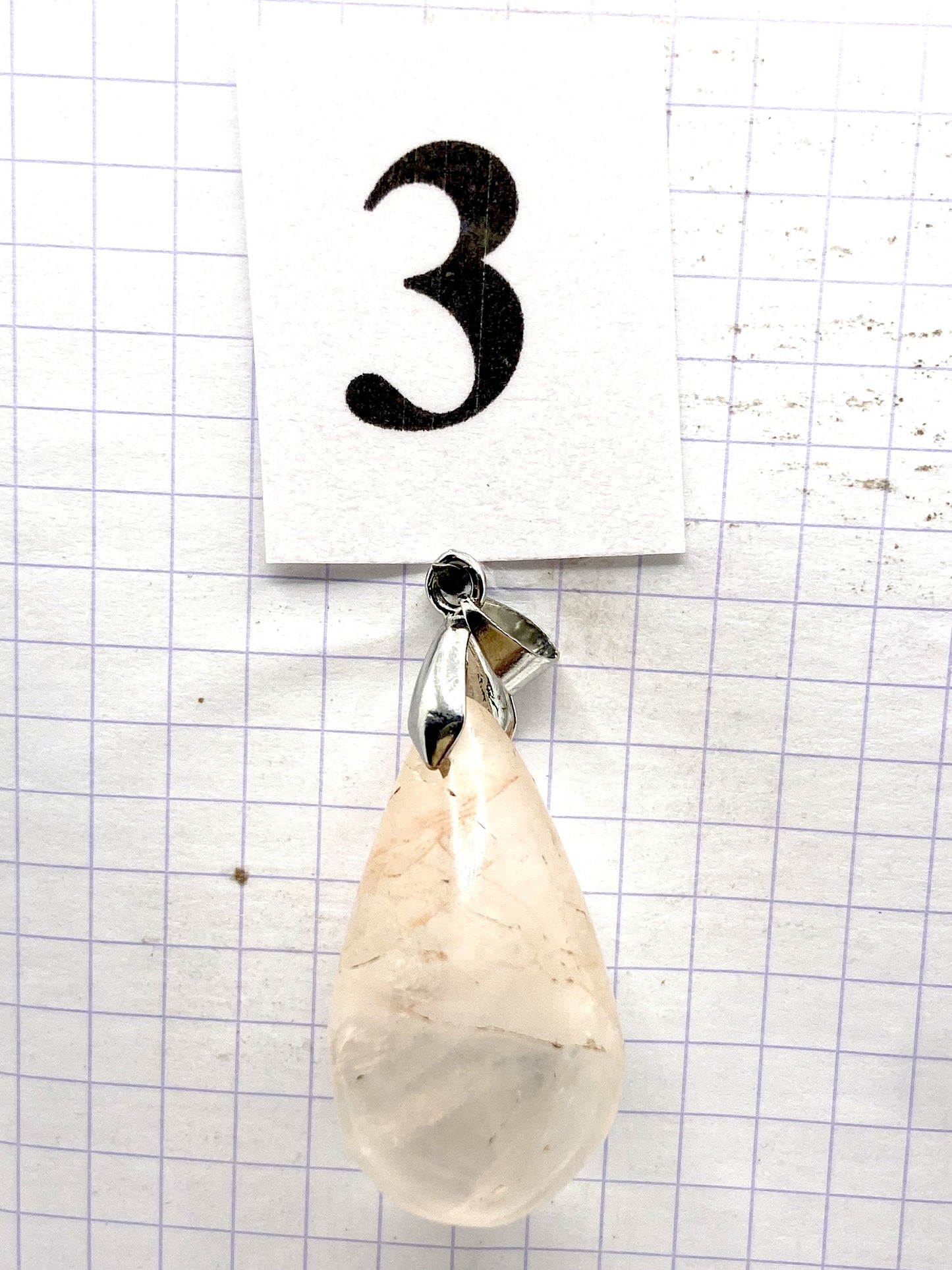 GOUTTE QUARTZ HEMATOIDE ROUGE