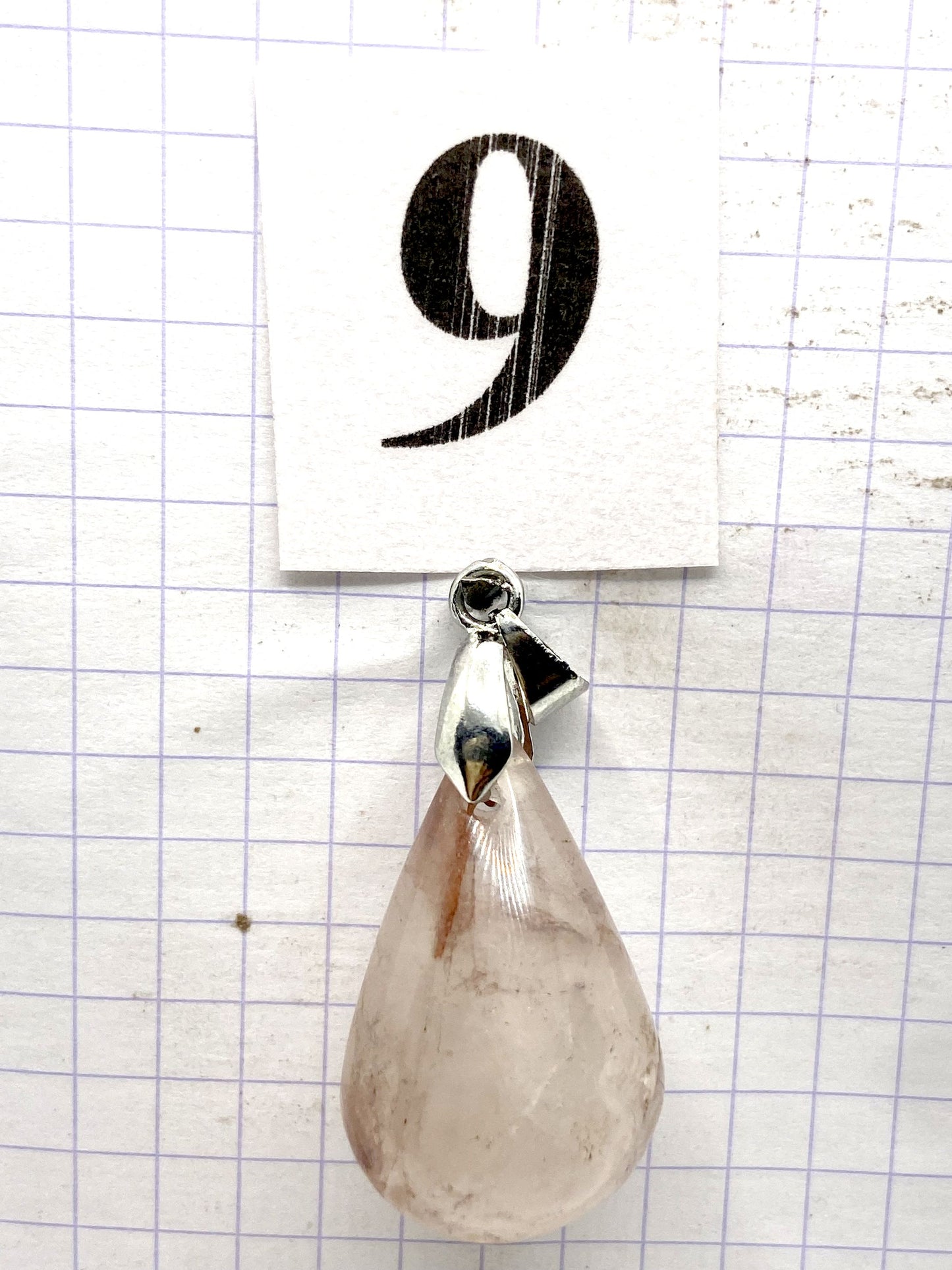 GOUTTE QUARTZ HEMATOIDE ROUGE