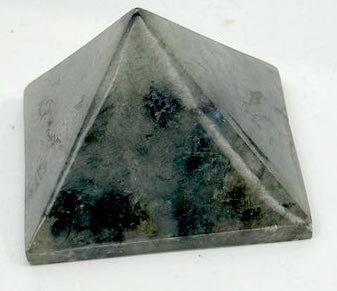 PYRAMIDE LABRADORITE