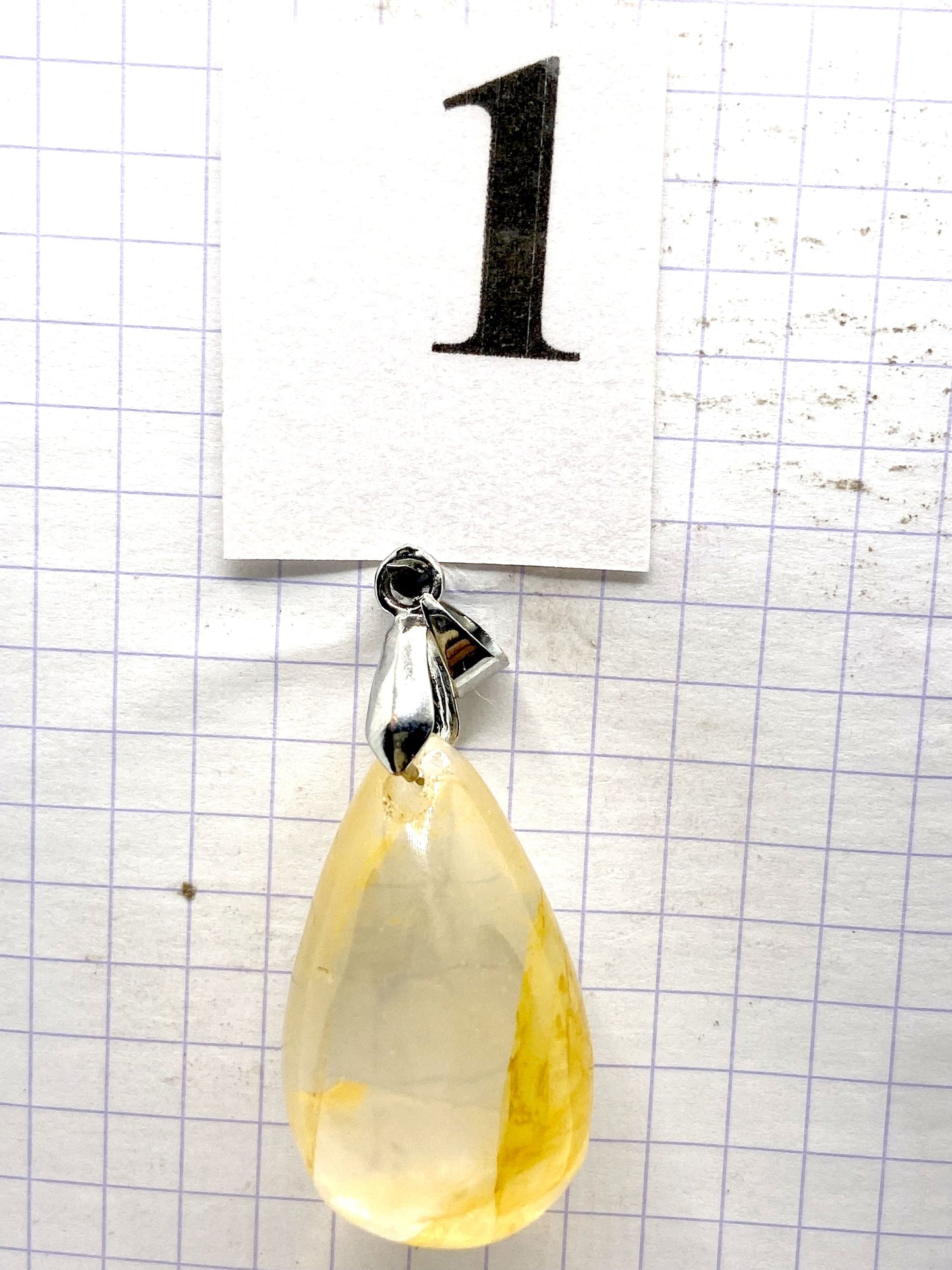 GOUTTE QUARTZ HEMATOIDE JAUNE