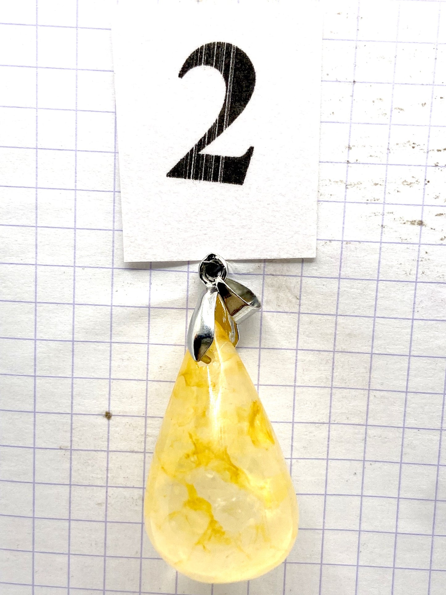 GOUTTE QUARTZ HEMATOIDE JAUNE