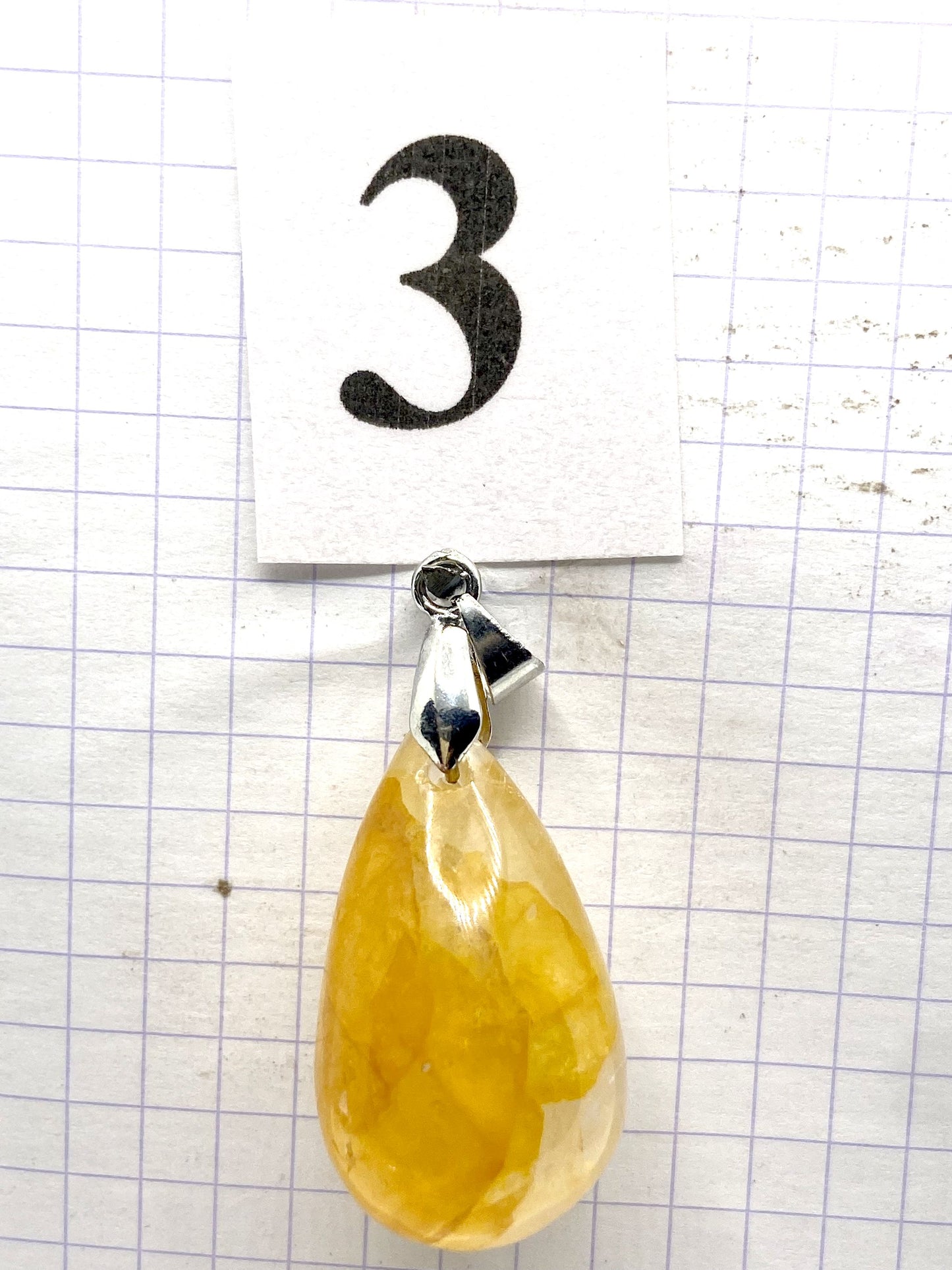 GOUTTE QUARTZ HEMATOIDE JAUNE