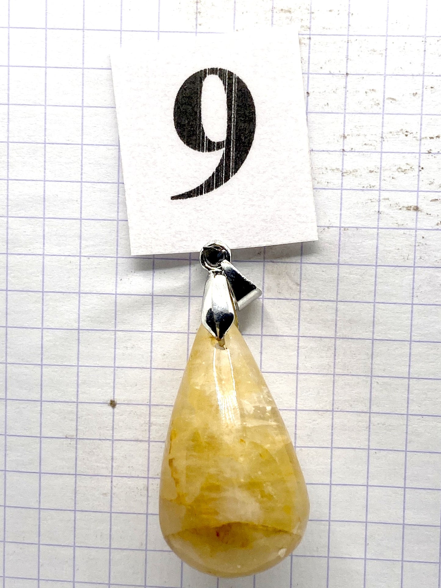 GOUTTE QUARTZ HEMATOIDE JAUNE